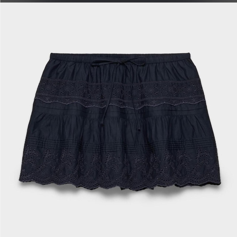 Aritzia Navy Eyelet Tiered Mini Skirt